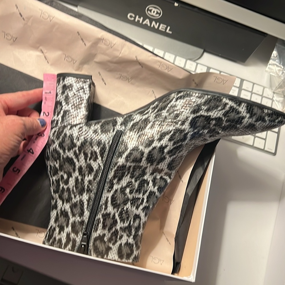 AGL, Marette Leopard Bootie - Picture 15 of 15